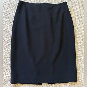 St. John Caviar Classic Black Pencil Skirt size 4